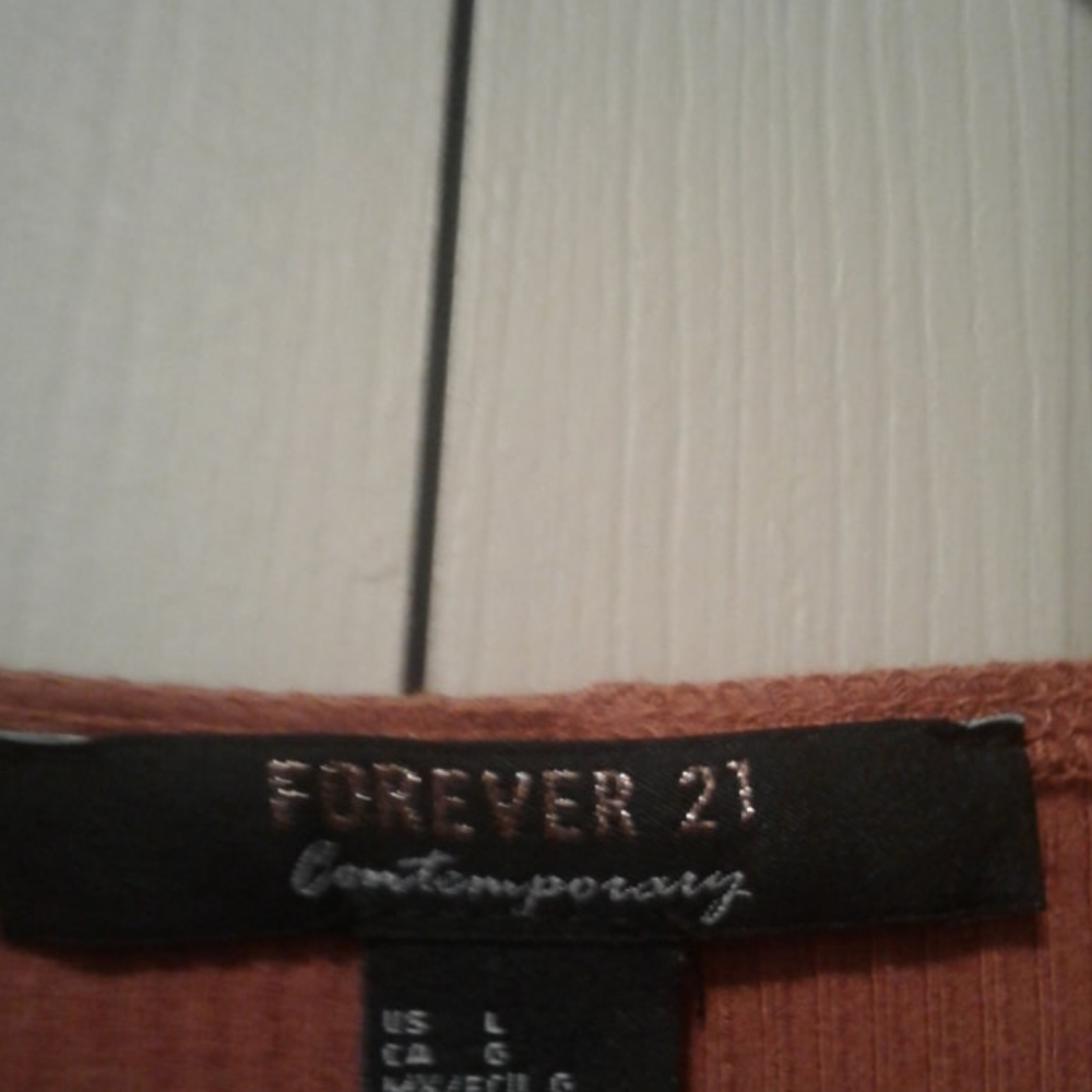 Clothing - Picture 2 of 2